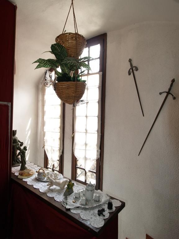 Le Petit Chateau Dolceacqua Exterior photo