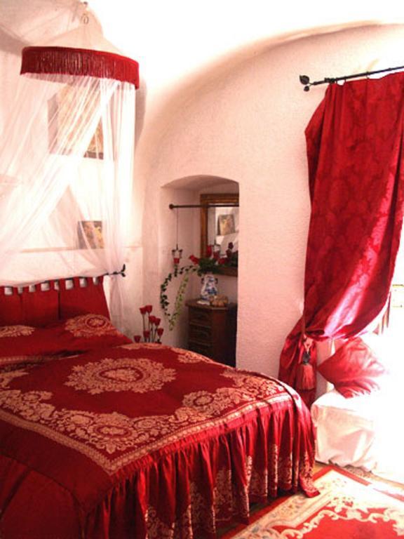 Le Petit Chateau Dolceacqua Room photo